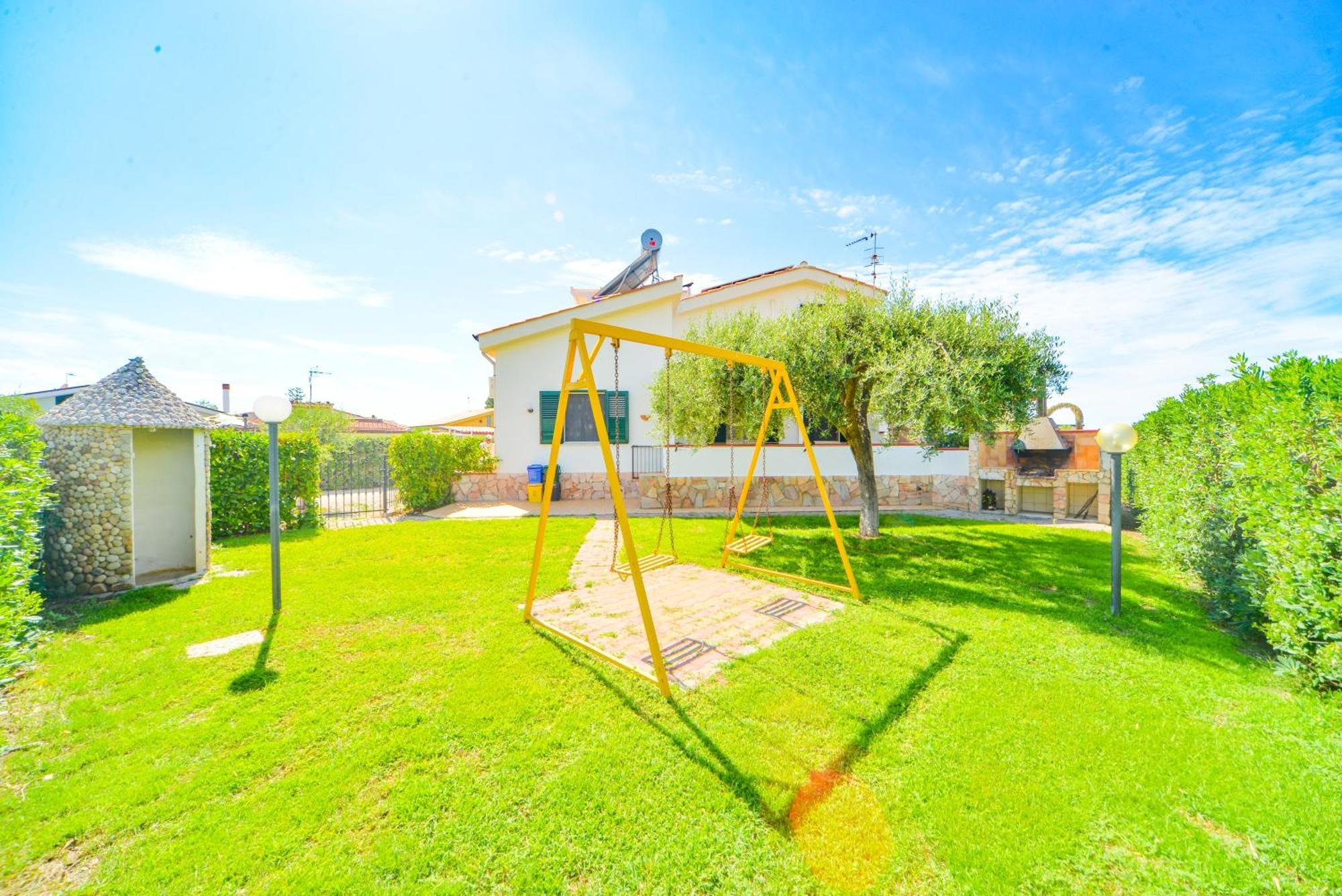 Case Vacanze Mare Nostrum - Villas In Front Of The Beach With Pool Кампофеличе-ди-Роччелла Экстерьер фото